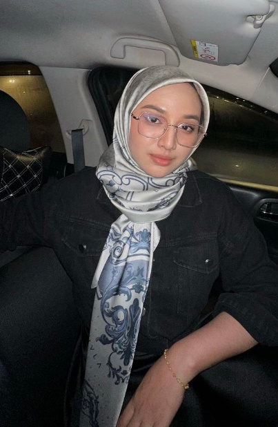 looking makes it uuhhooott_29