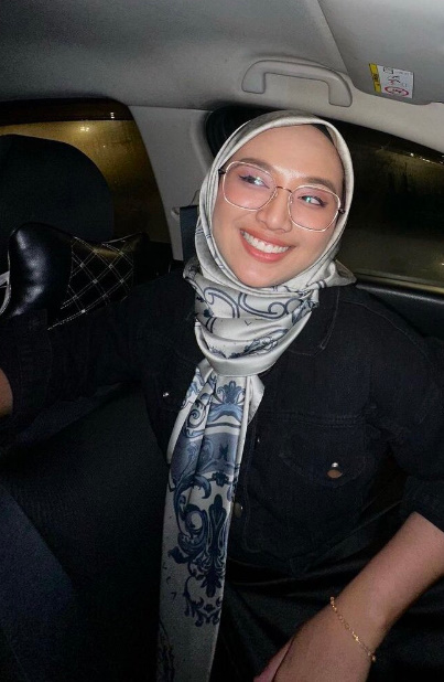 looking makes it uuhhooott_29