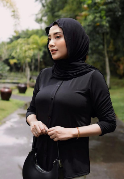 looking makes it uuhhooott_29