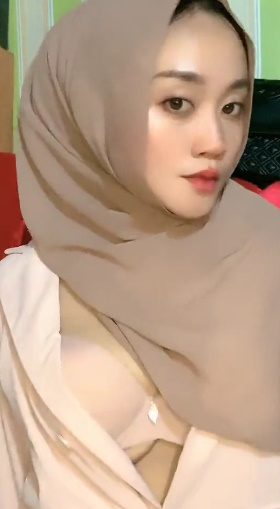 looking makes it uuhhooott_29