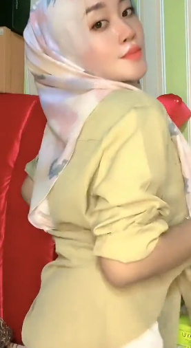 looking makes it uuhhooott_29