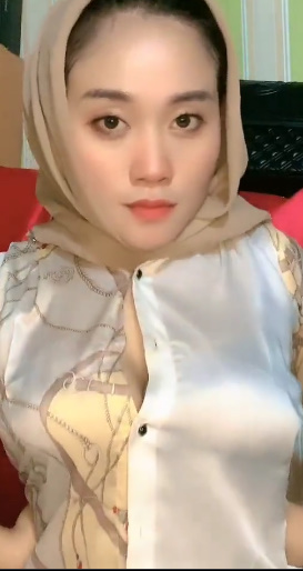 looking makes it uuhhooott_29