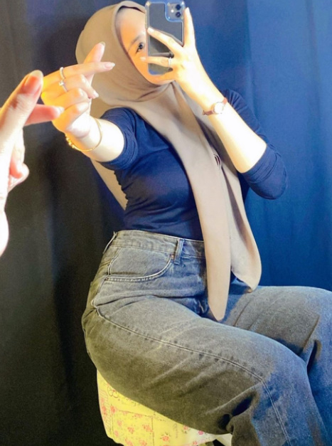 looking makes it uuhhooott_30