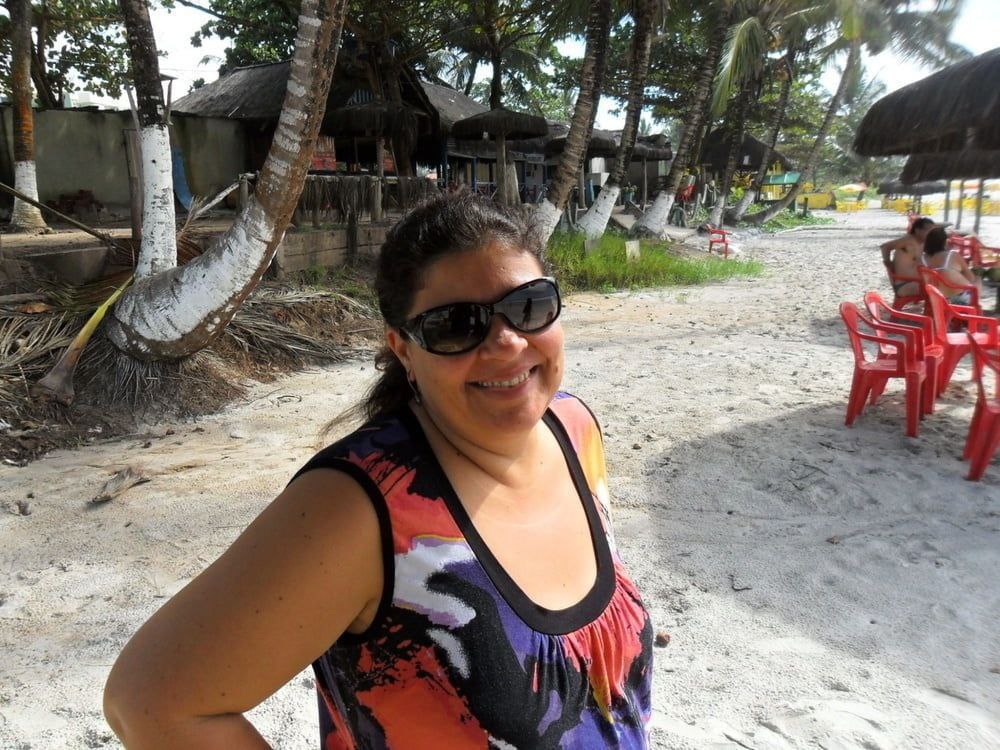 Sandra coroa safada do corno