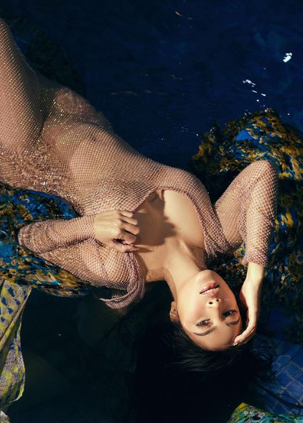 looking makes it uuhhooott_31