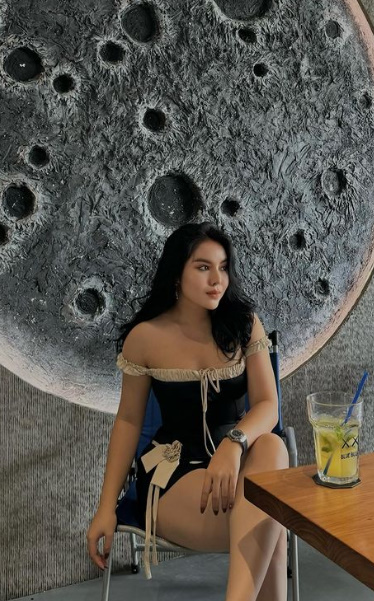 looking makes it uuhhooott_31