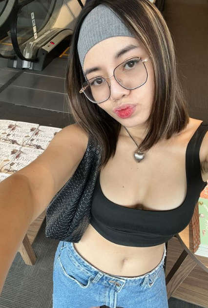 looking makes it uuhhooott_32