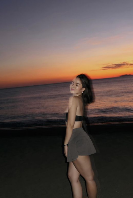 looking makes it uuhhooott_32