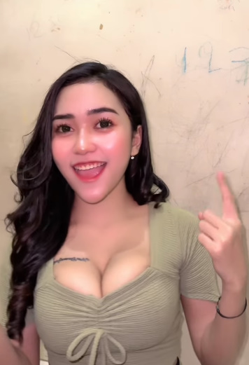 looking makes it uuhhooott_34