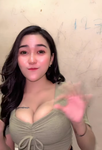 looking makes it uuhhooott_34