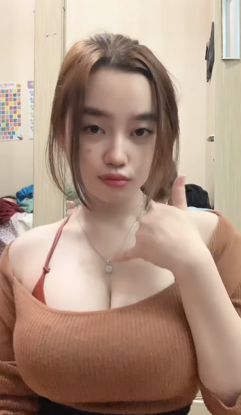 looking makes it uuhhooott_34