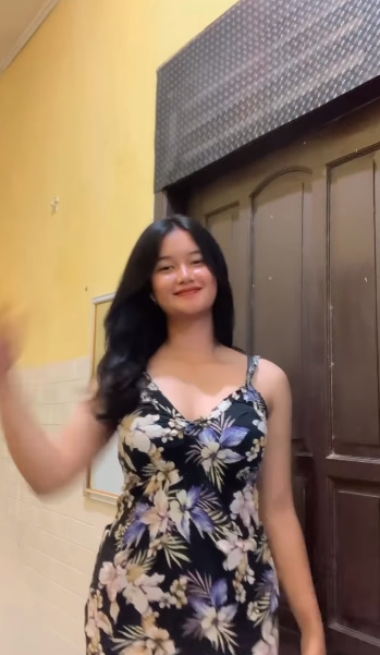 looking makes it uuhhooott_34