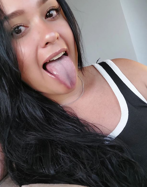 looking makes it uuhhooott_35