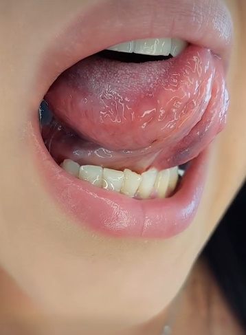 looking makes it uuhhooott_35