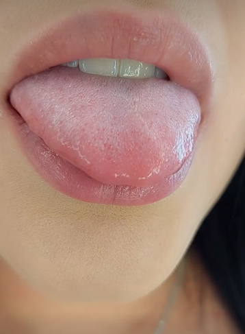 looking makes it uuhhooott_35