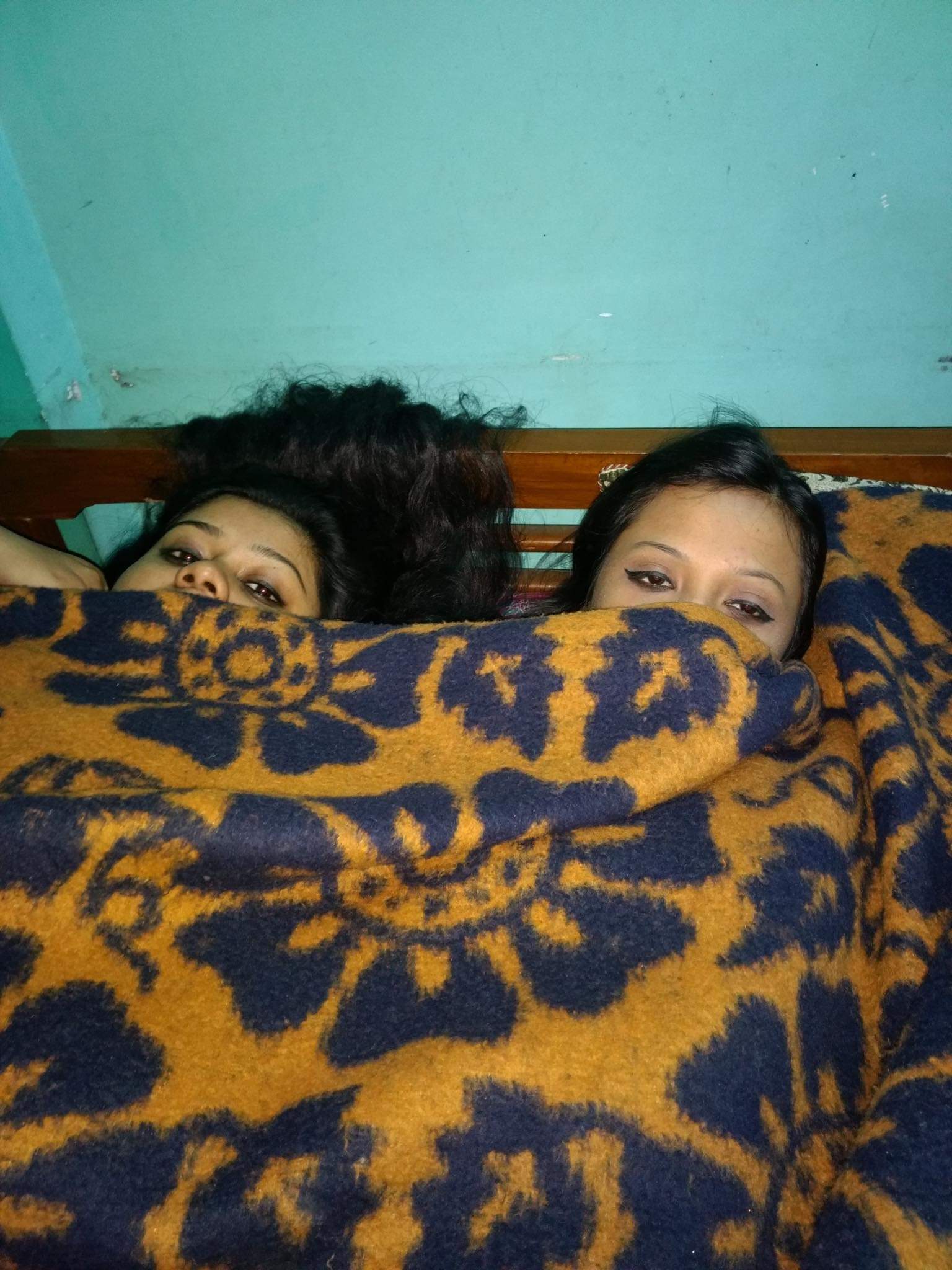 Indian Busty Chubby bebe pic