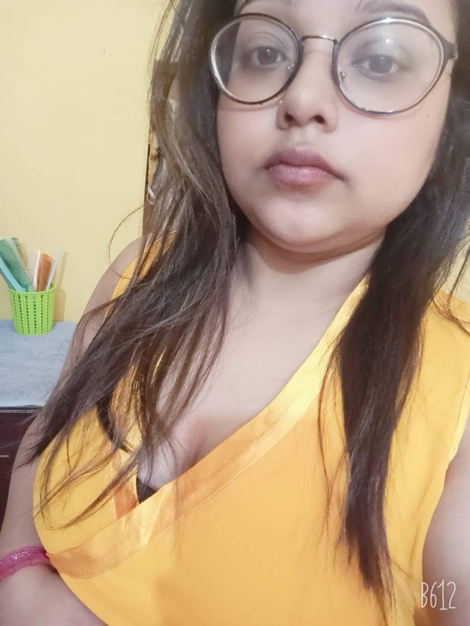 Indian Busty Chubby bebe pic