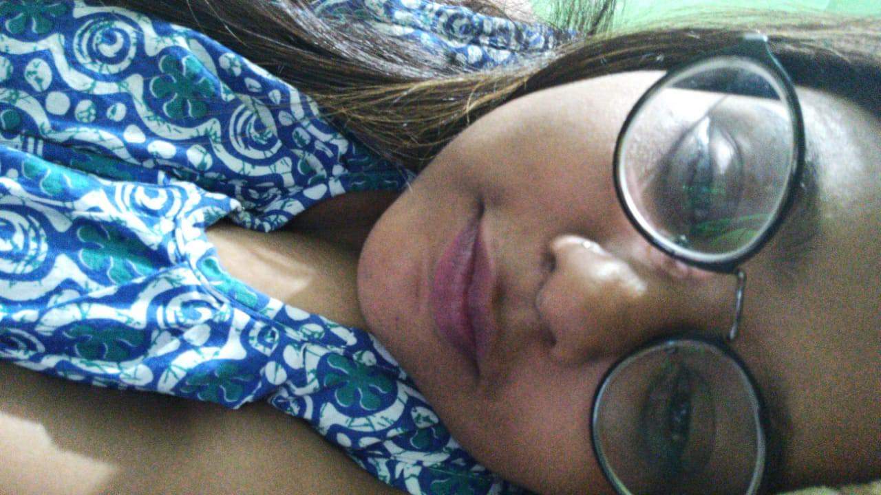 Indian Busty Chubby bebe pic