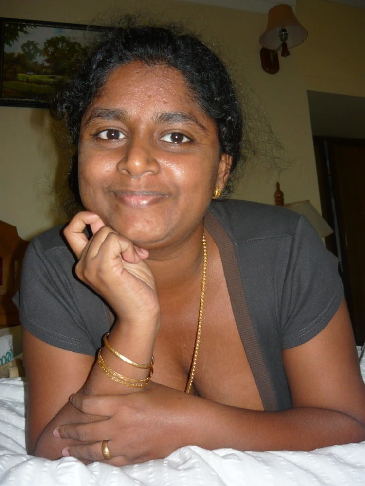 Indian Tamil Aunty pic
