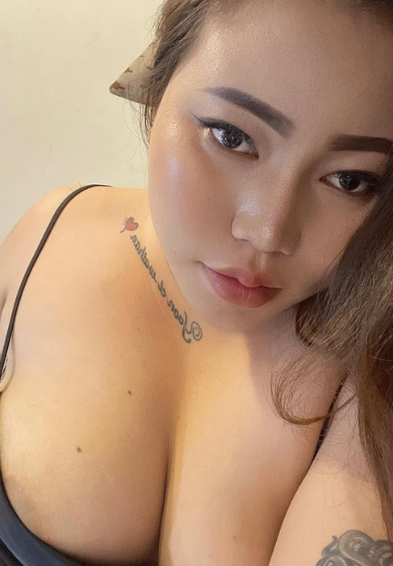 looking makes it uuhhooott_36