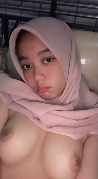 looking makes it uuhhooott_37