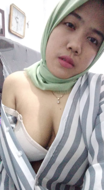 looking makes it uuhhooott_37