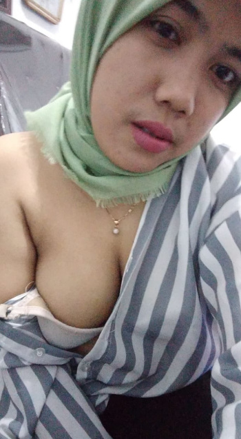 looking makes it uuhhooott_37