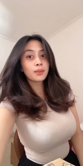 looking makes it uuhhooott_38