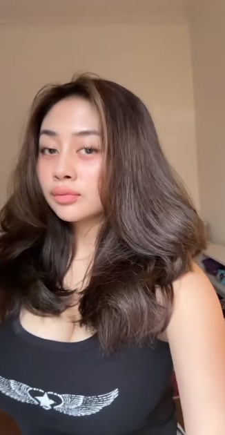 looking makes it uuhhooott_38