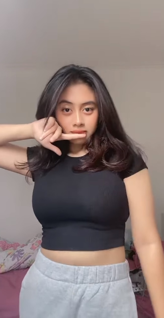 looking makes it uuhhooott_38