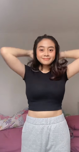 looking makes it uuhhooott_38