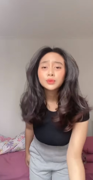 looking makes it uuhhooott_38