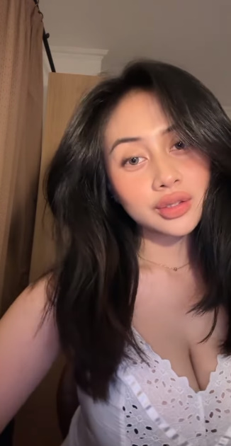 looking makes it uuhhooott_38