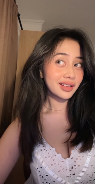 looking makes it uuhhooott_38