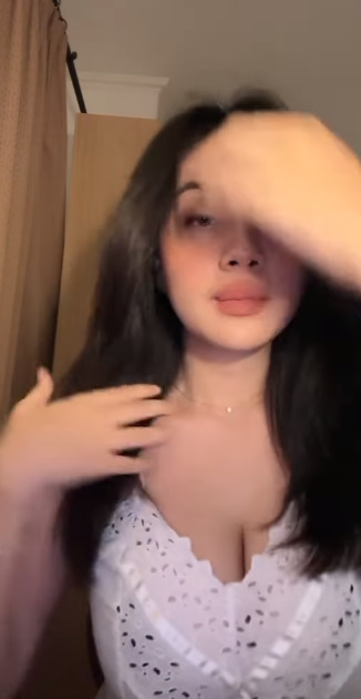 looking makes it uuhhooott_38