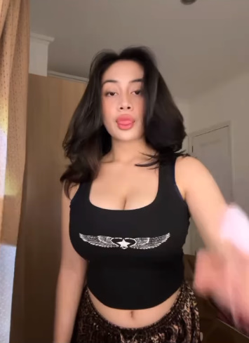 looking makes it uuhhooott_38