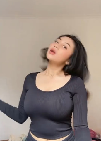 looking makes it uuhhooott_38