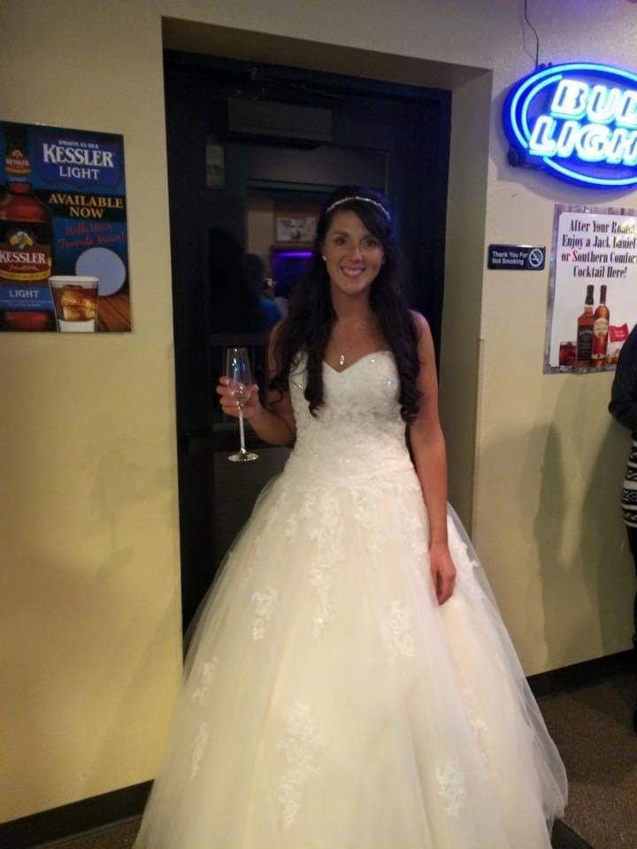 32yo Cassie still submitted by cuck