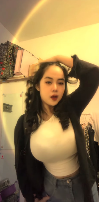 looking makes it uuhhooott_42