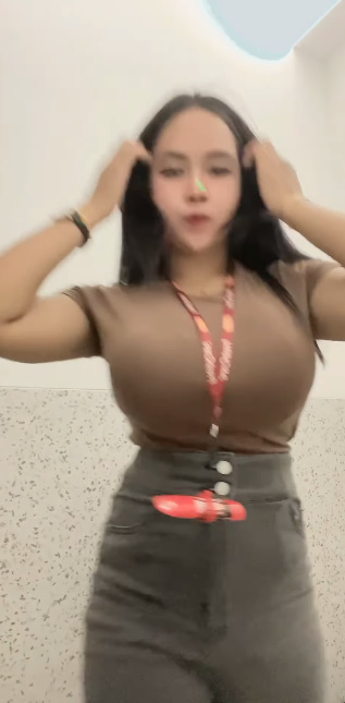 looking makes it uuhhooott_42