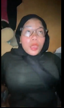 looking makes it uuhhooott_44