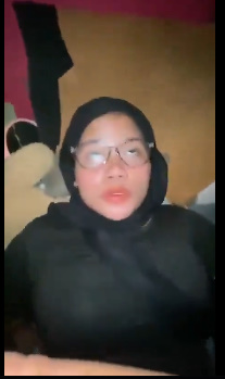 looking makes it uuhhooott_44