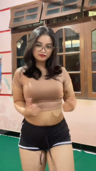 looking makes it uuhhooott_44