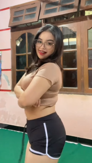 looking makes it uuhhooott_44