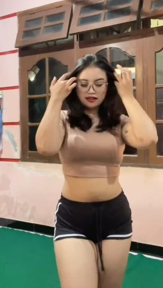 looking makes it uuhhooott_44