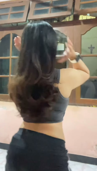 looking makes it uuhhooott_44