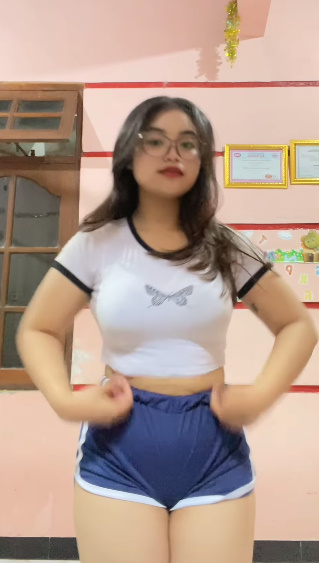 looking makes it uuhhooott_44