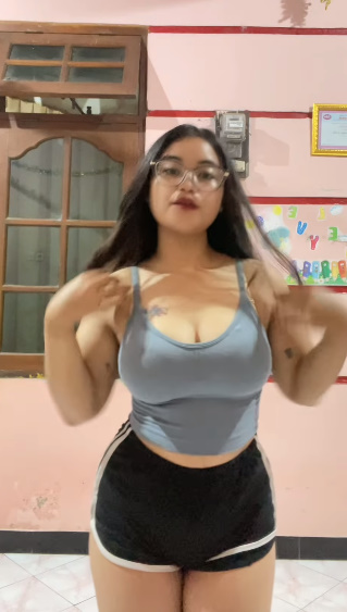 looking makes it uuhhooott_44