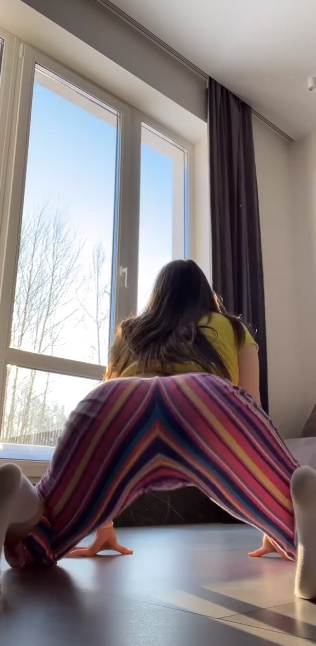 looking makes it uuhhooott_45