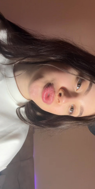 looking makes it uuhhooott_46